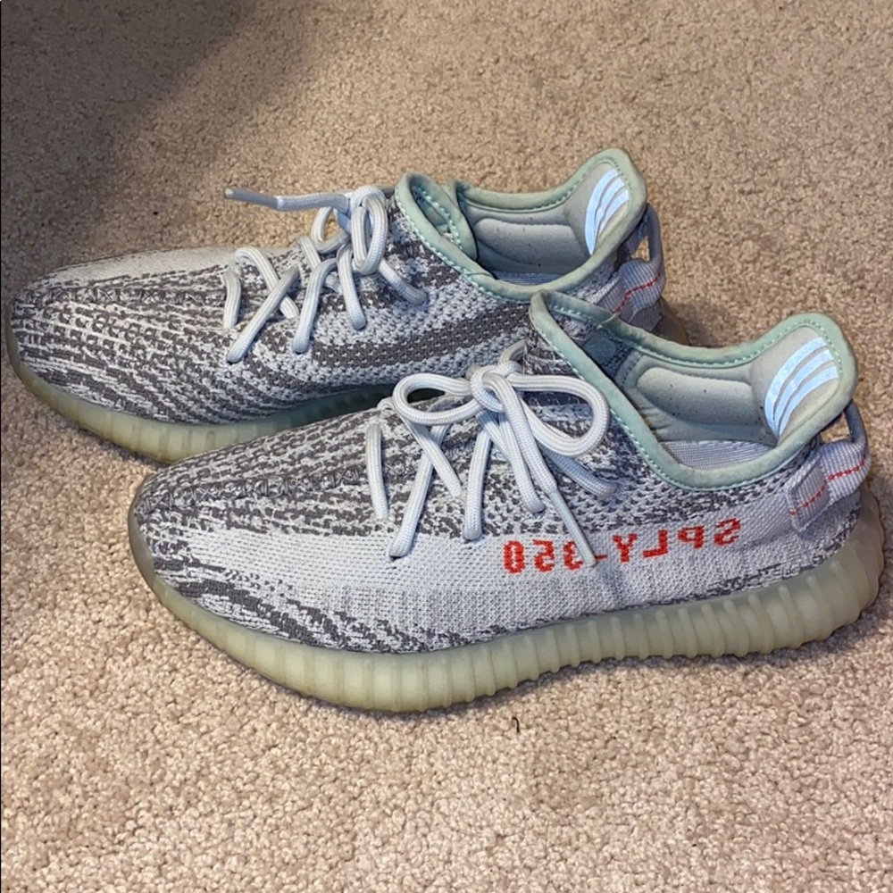 Yeezy boost 350 Blue Tint